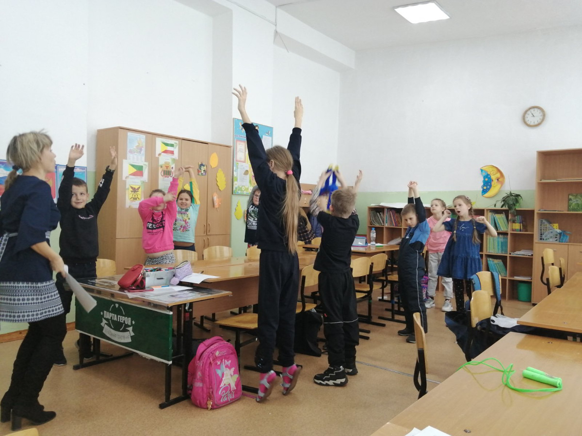 Постер к социальной практике: "Дружба-это бесценный дар, который мы получаем"