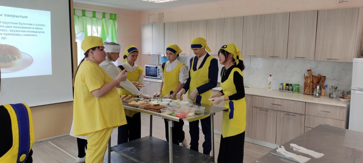Постер к социальной практике: "Цель без плана-это просто мечта" Антуан де Сент-Экзюпери