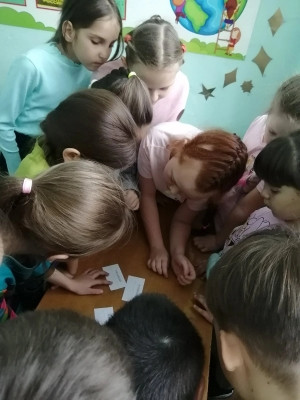 Постер к социальной практике: "Поможем, чем сможем"