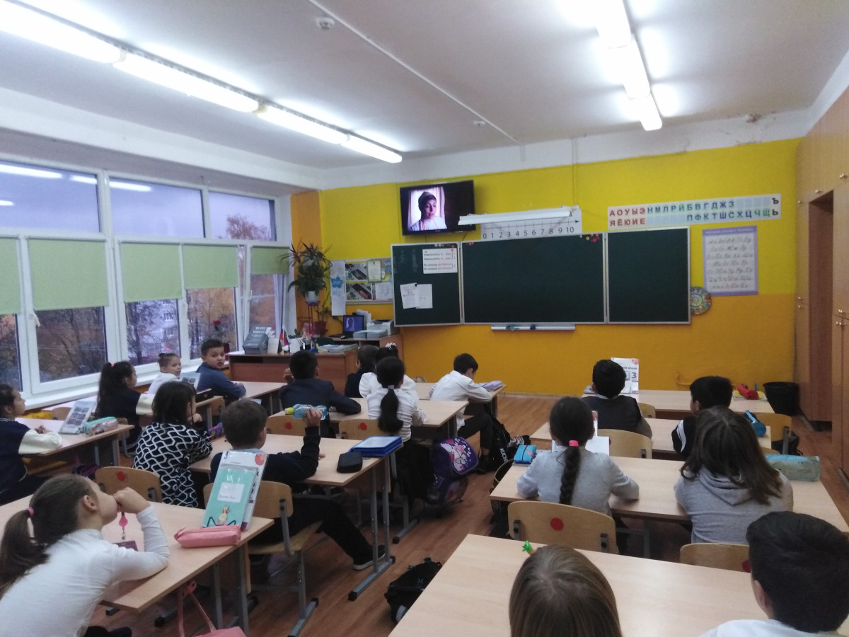 Постер к социальной практике: Уважение человека в его руках.