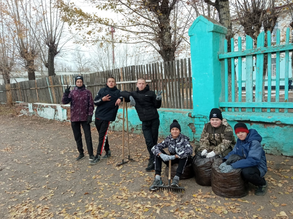 Постер к социальной практике: Труд  - лучший хранитель человеческой нравственности