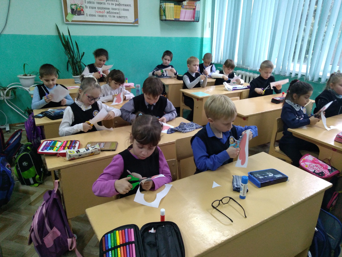 Постер к социальной практике: Подари сердце другу