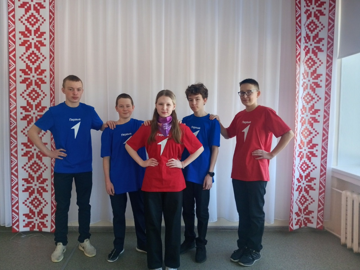 Постер к социальной практике: "Про-движение"