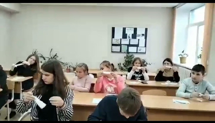 Постер к социальной практике: Когда мы едины, мы непобедимы.