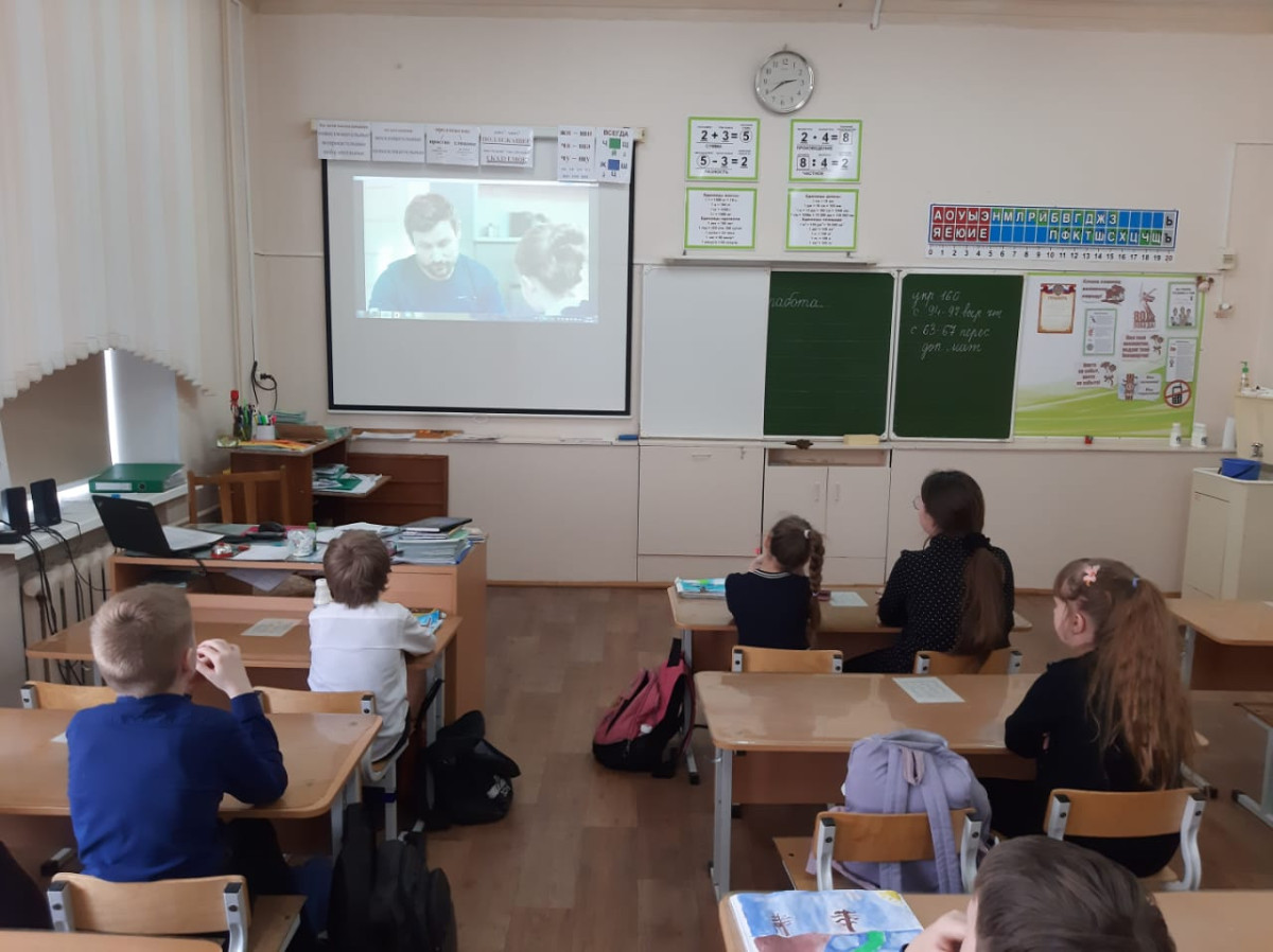 Постер к социальной практике: Наблюдательность и внимательность