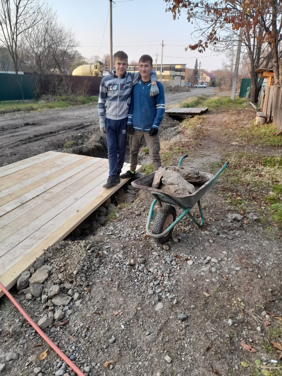 Постер к социальной практике: Труд во благо