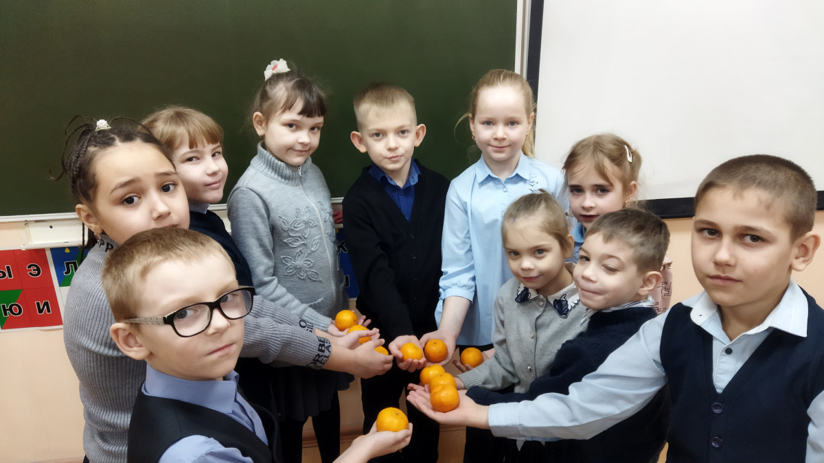 Постер к социальной практике: Учимся радоваться за других!