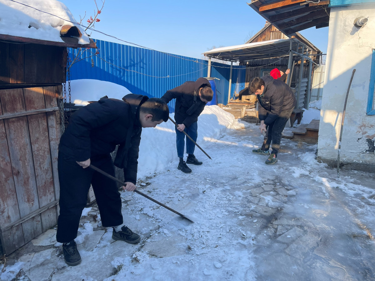 Постер к социальной практике: Бескорыстный труд