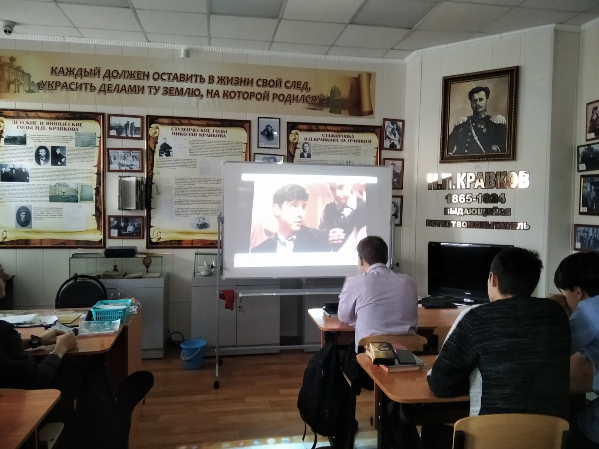 Постер к социальной практике: Готовимся к выпускным экзаменам