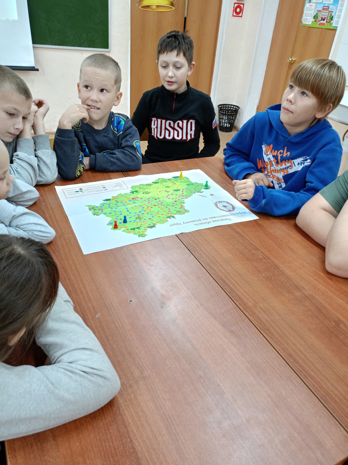 Постер к социальной практике: День народного единства. "Вместе мы ЕДИНЫ!"