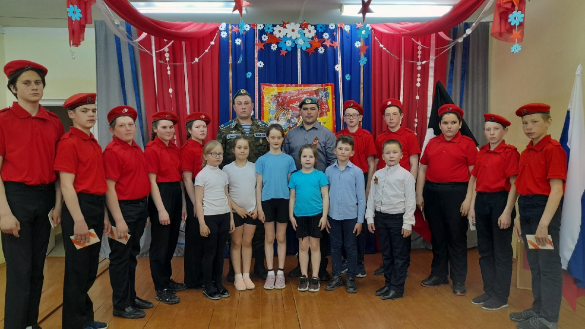 Постер к социальной практике: Пример для подражания