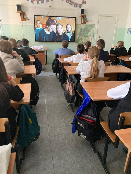Постер к социальной практике: Не только словом, но и делом