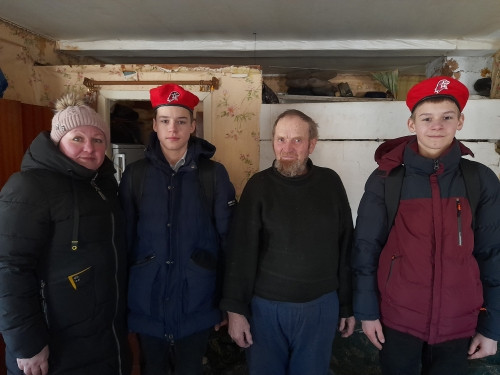 Постер к социальной практике: Герой пример для подражания.