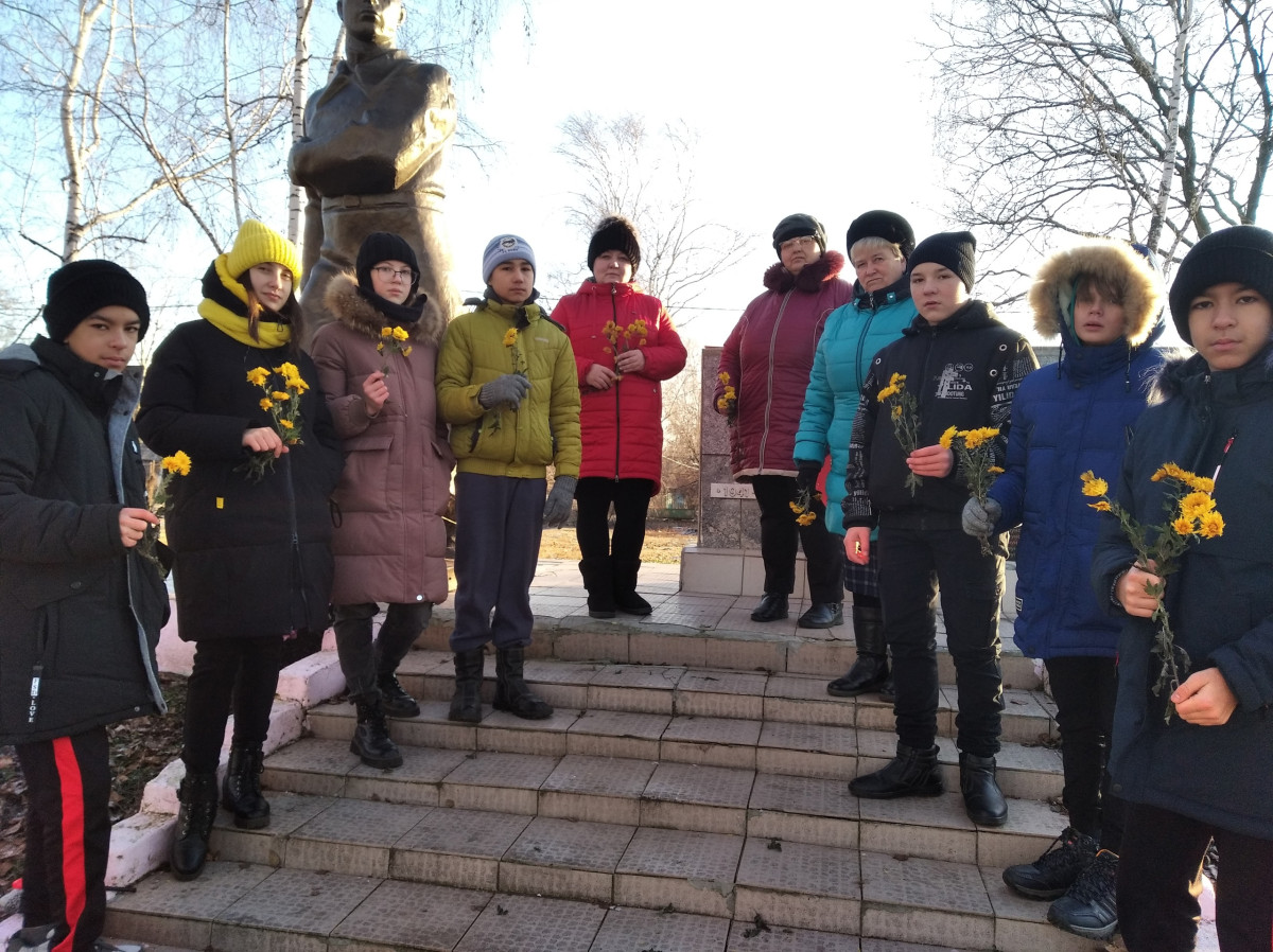 Постер к социальной практике: Чтить память погибших односельчан