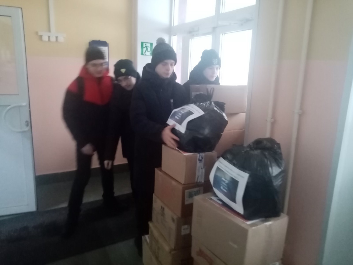 Постер к социальной практике: Не словом, а делом