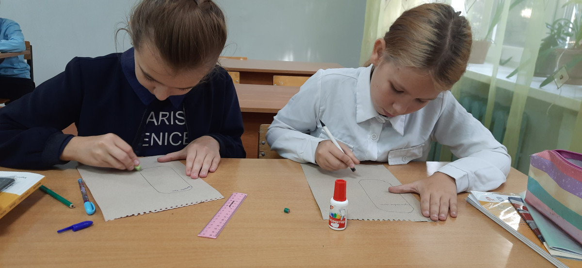 Постер к социальной практике: Закладки для младших школьников