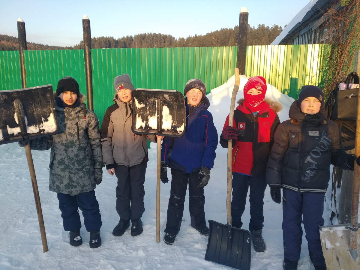 Постер к социальной практике: Всегда поможем!