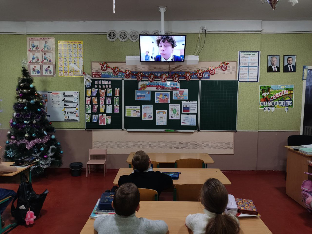 Постер к социальной практике: Вдохновление приходит во время труда