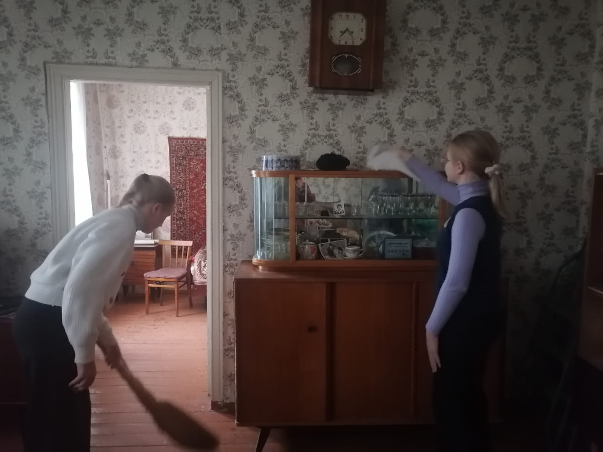 Постер к социальной практике: Помощь людям пожилого возраста