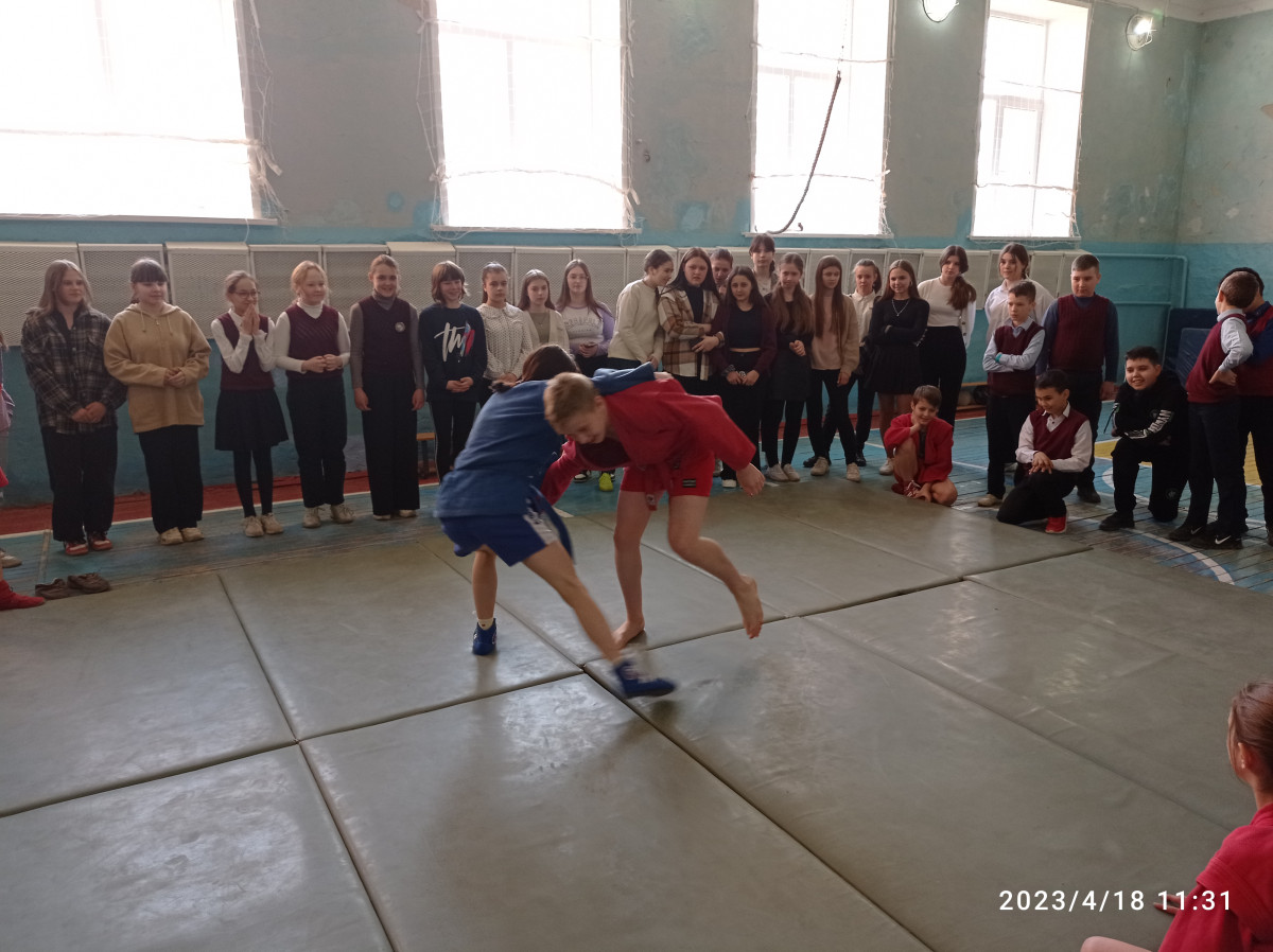 Постер к социальной практике: Упорство и труд - всё перетрут.