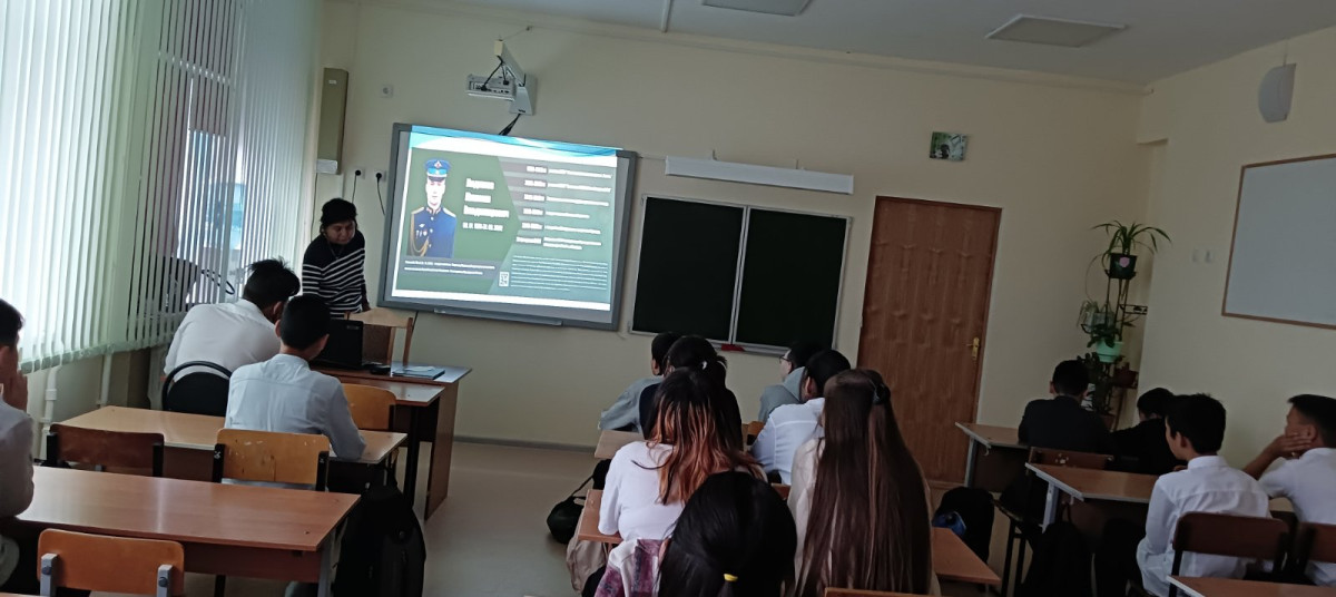 Постер к социальной практике: "Чего бы это ни стоило нам!"