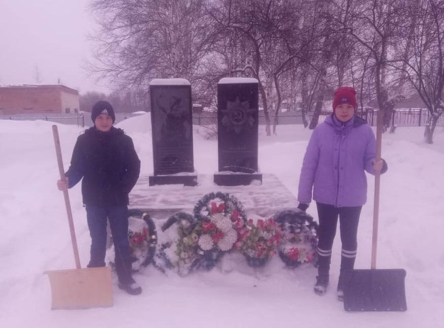 Постер к социальной практике: Честь имею!