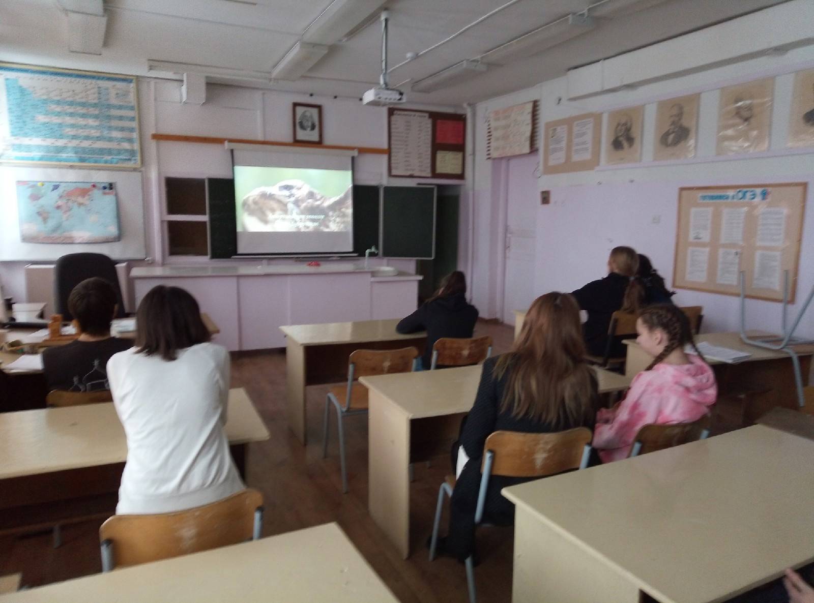 Постер к социальной практике: Фильм "Александр"
