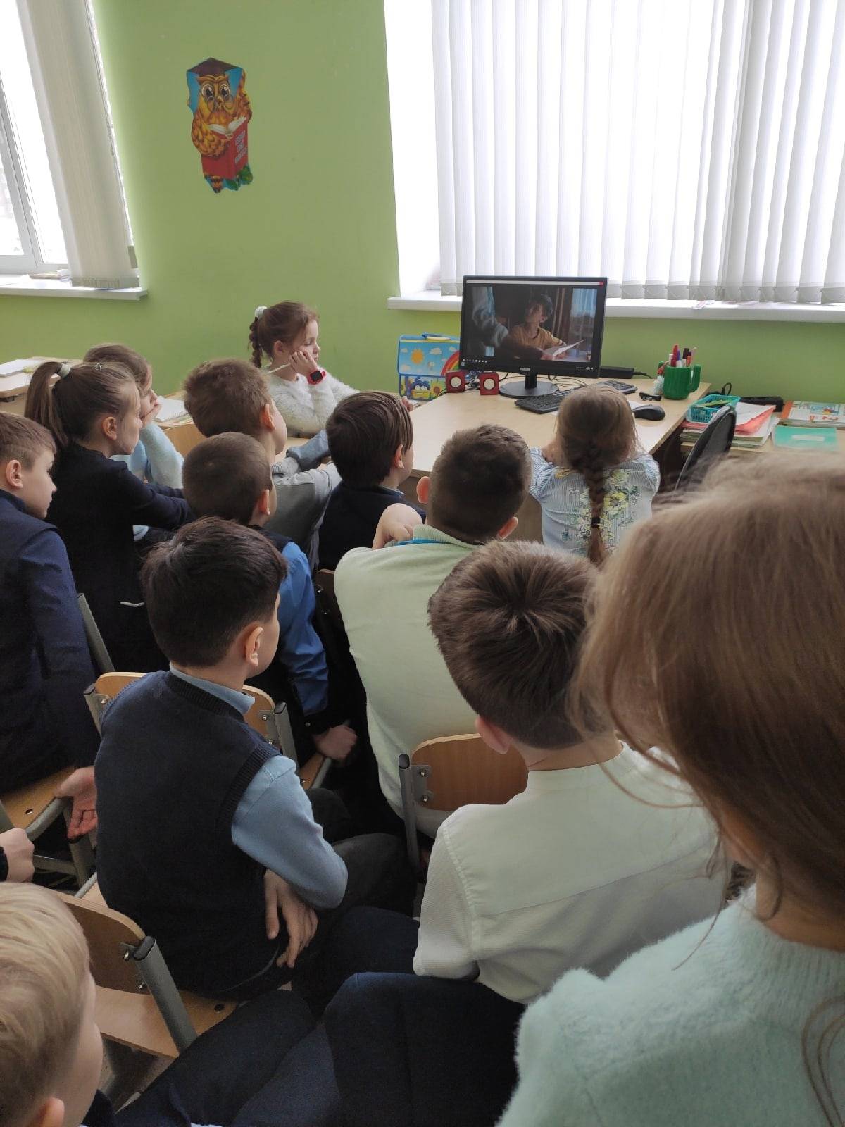 Постер к социальной практике: Когда небо улыбается