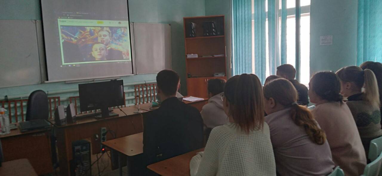 Постер к социальной практике: Честь имею