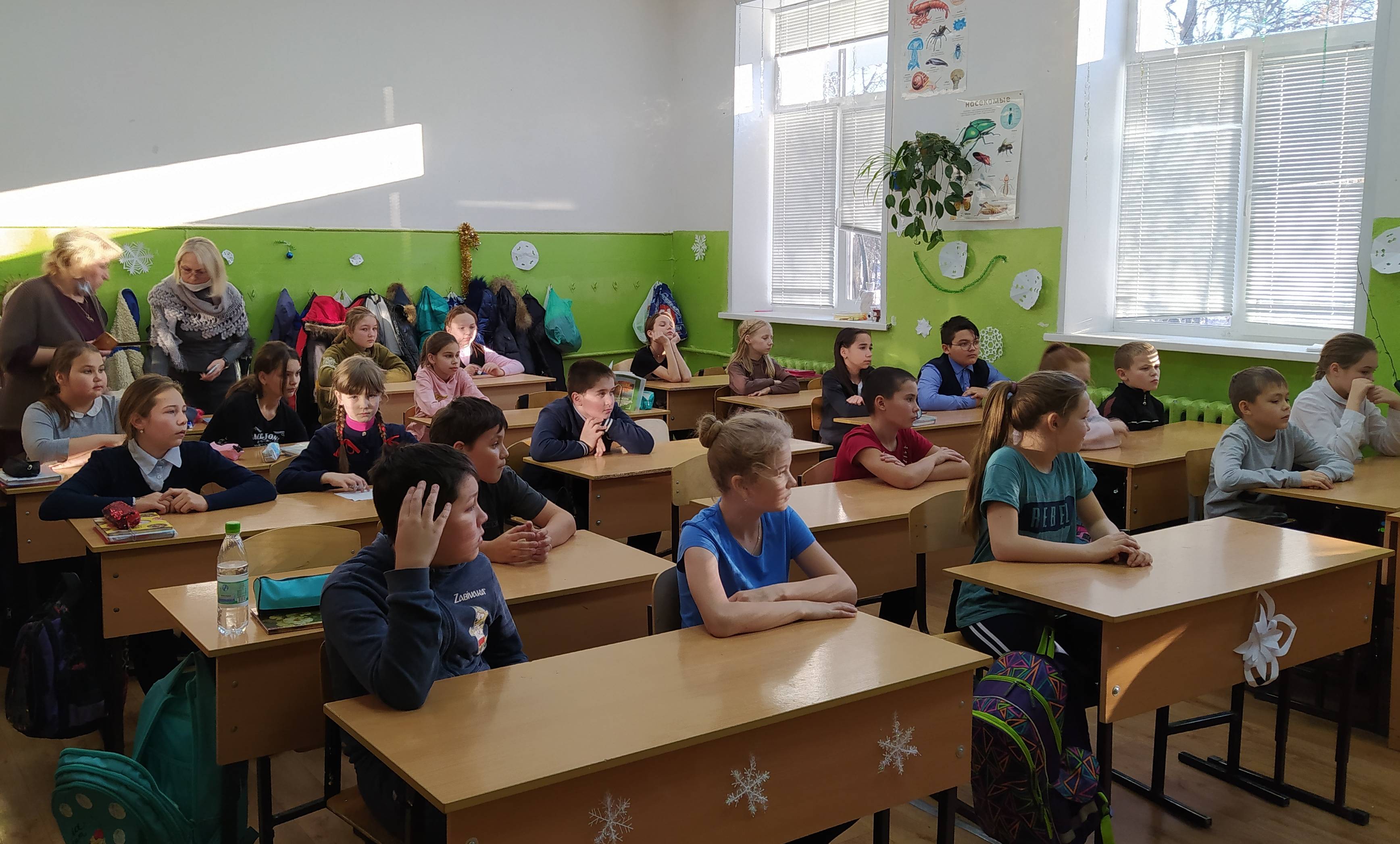 Постер к социальной практике: Классный час по фильму "Честь имею"