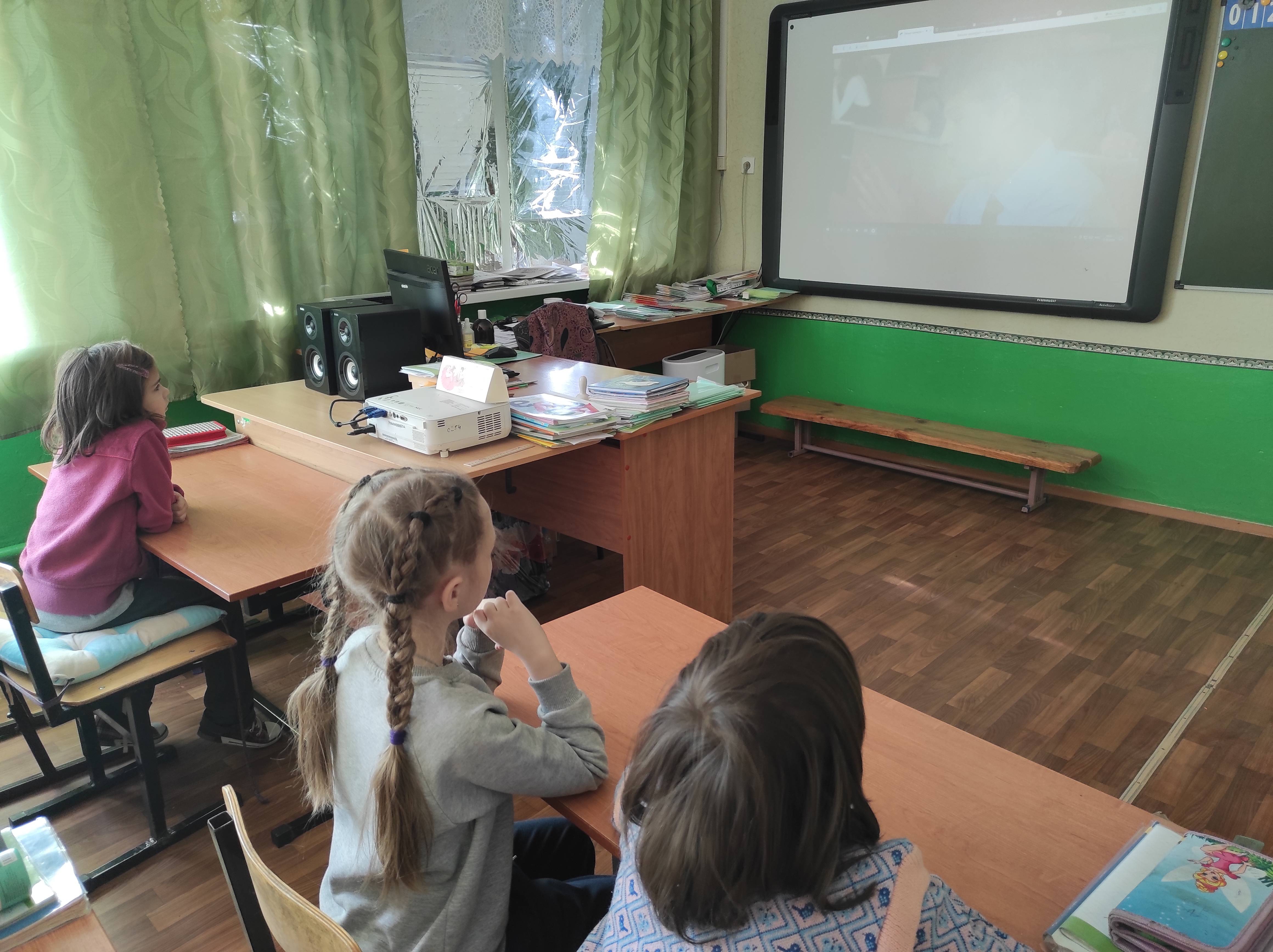 Постер к социальной практике: Герои. Кто они?