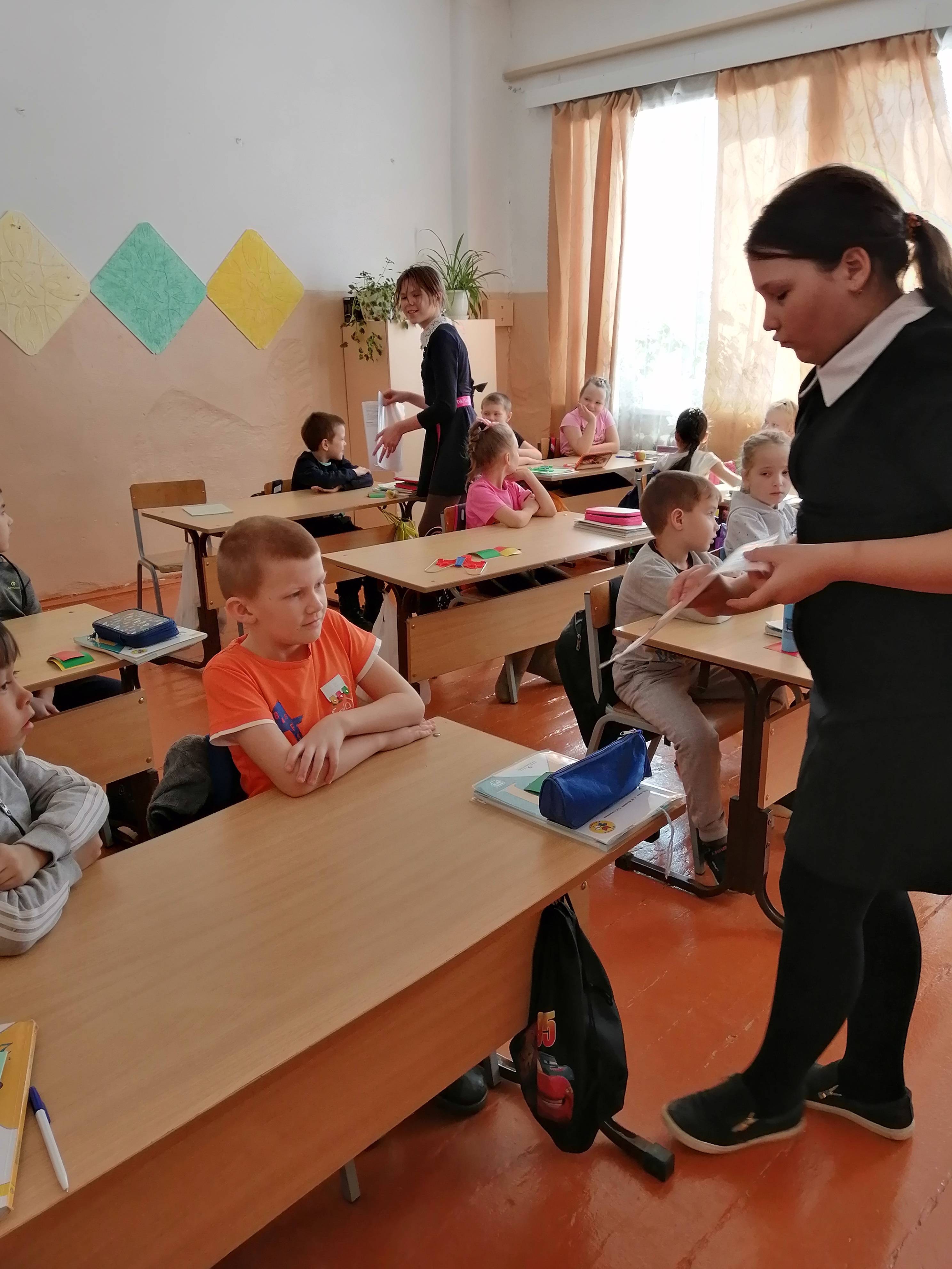 Постер к социальной практике: Занятие по воспитанию и развитию. "Герои нашего времени".