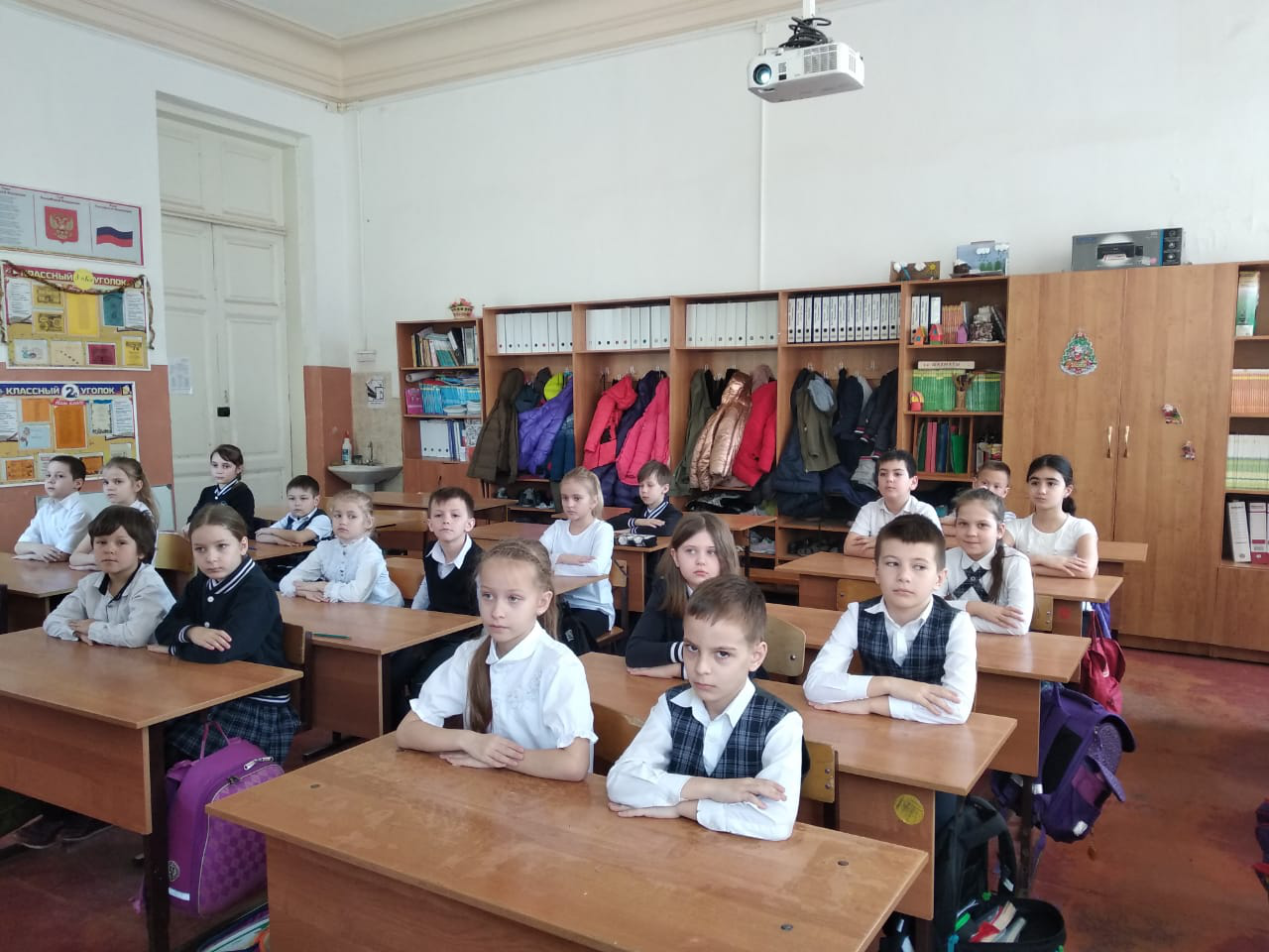 Постер к социальной практике: Классный час по теме: "Благородство"