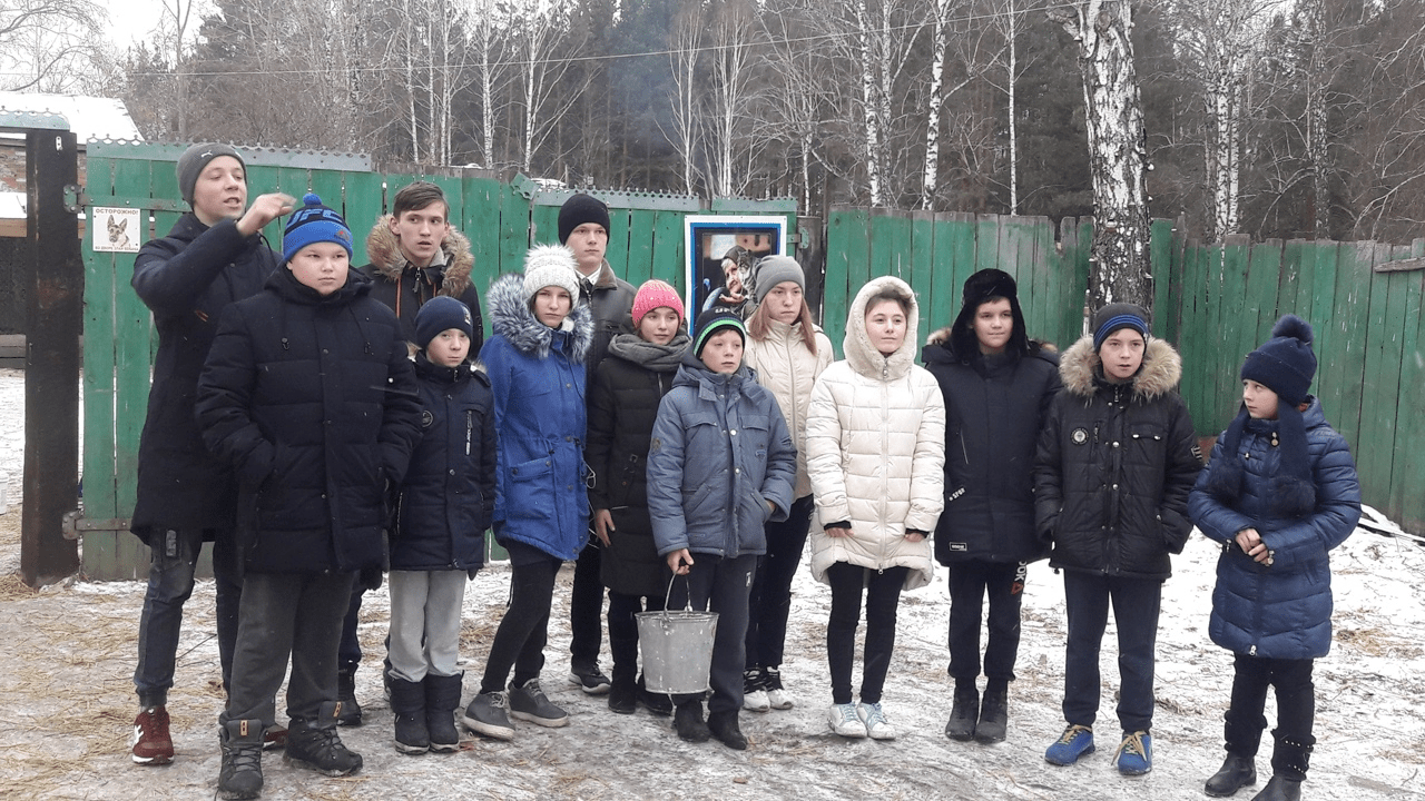 Постер к социальной практике: Социальная акция "Рука помощи"