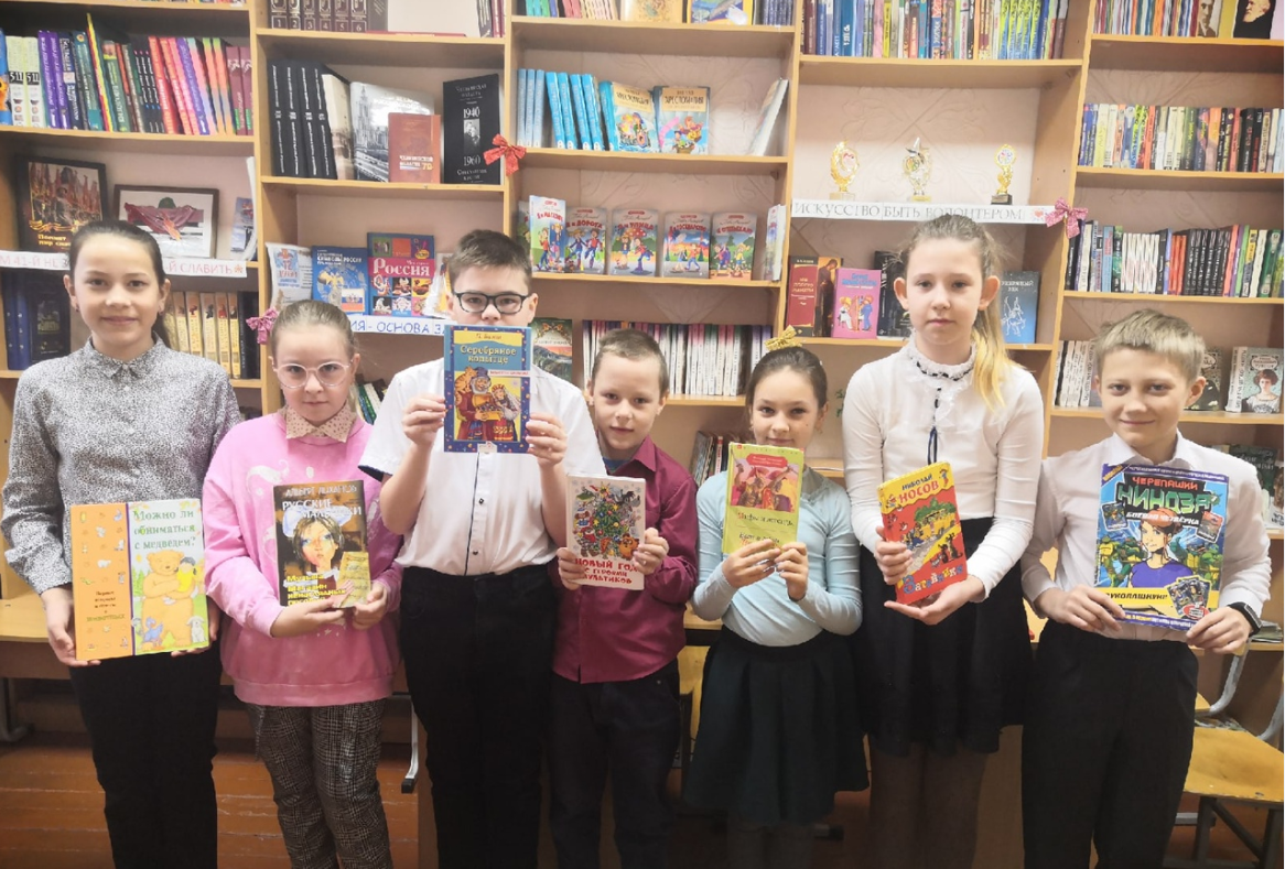 Постер к социальной практике: 📚День Книгодарения📚