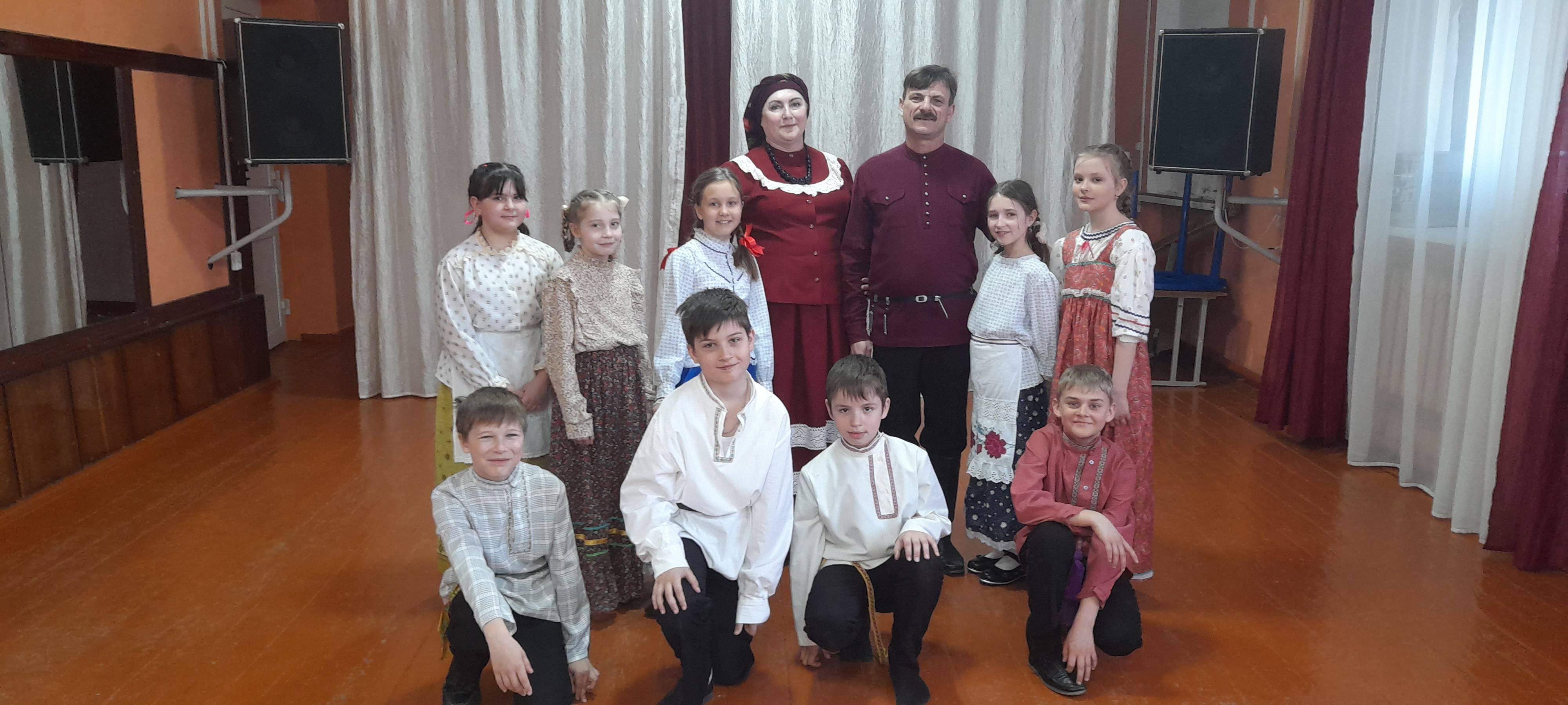 Постер к социальной практике: "Казачьему роду - нет переводу!"