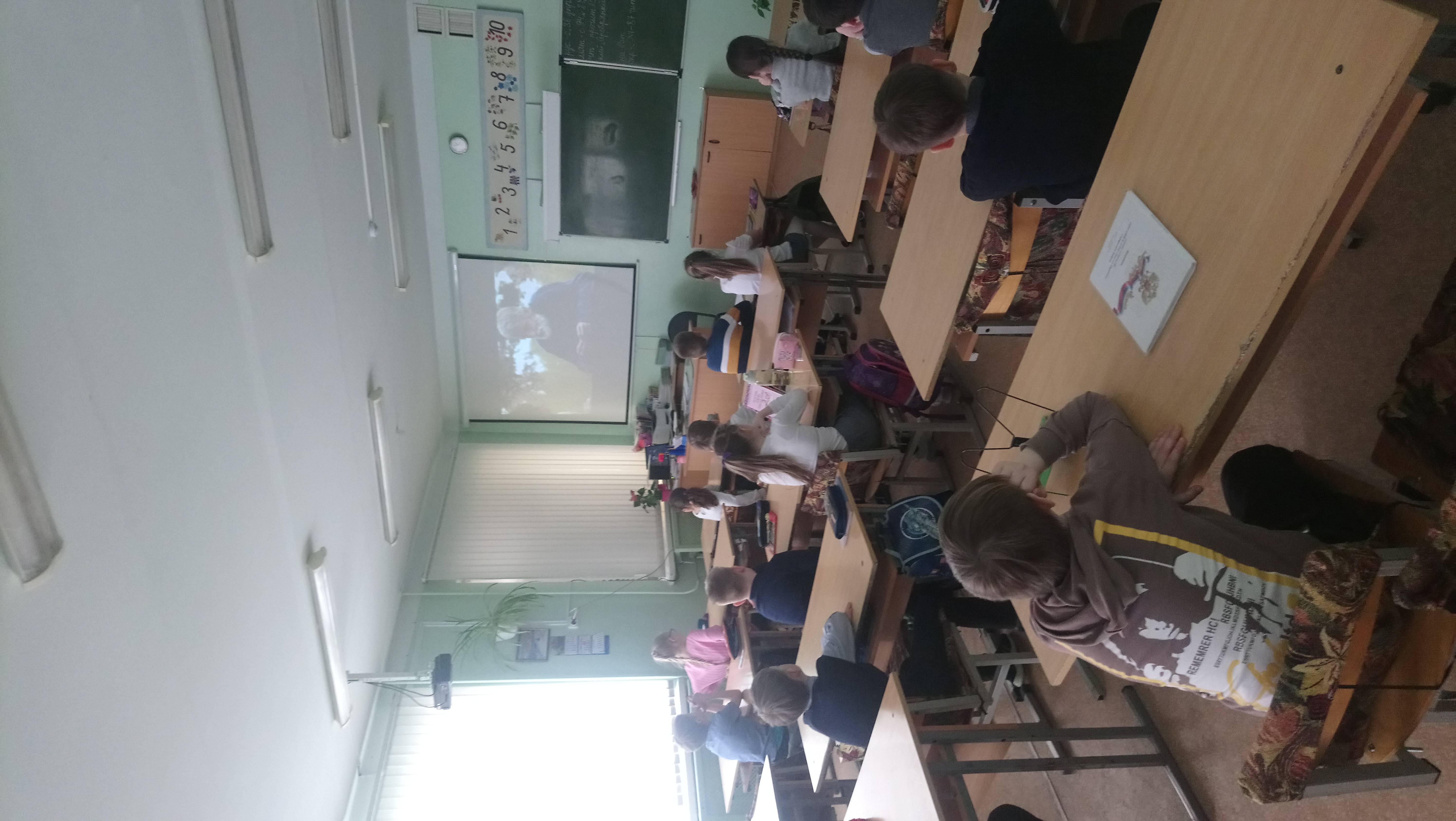 Постер к социальной практике: Беседа и рисунки на тему "Защитим природу"