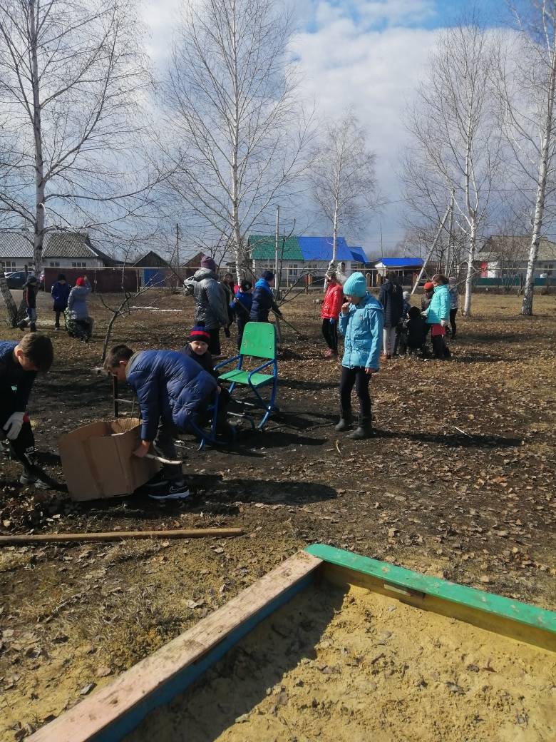 Постер к социальной практике: Экология снаружи-экология внутри