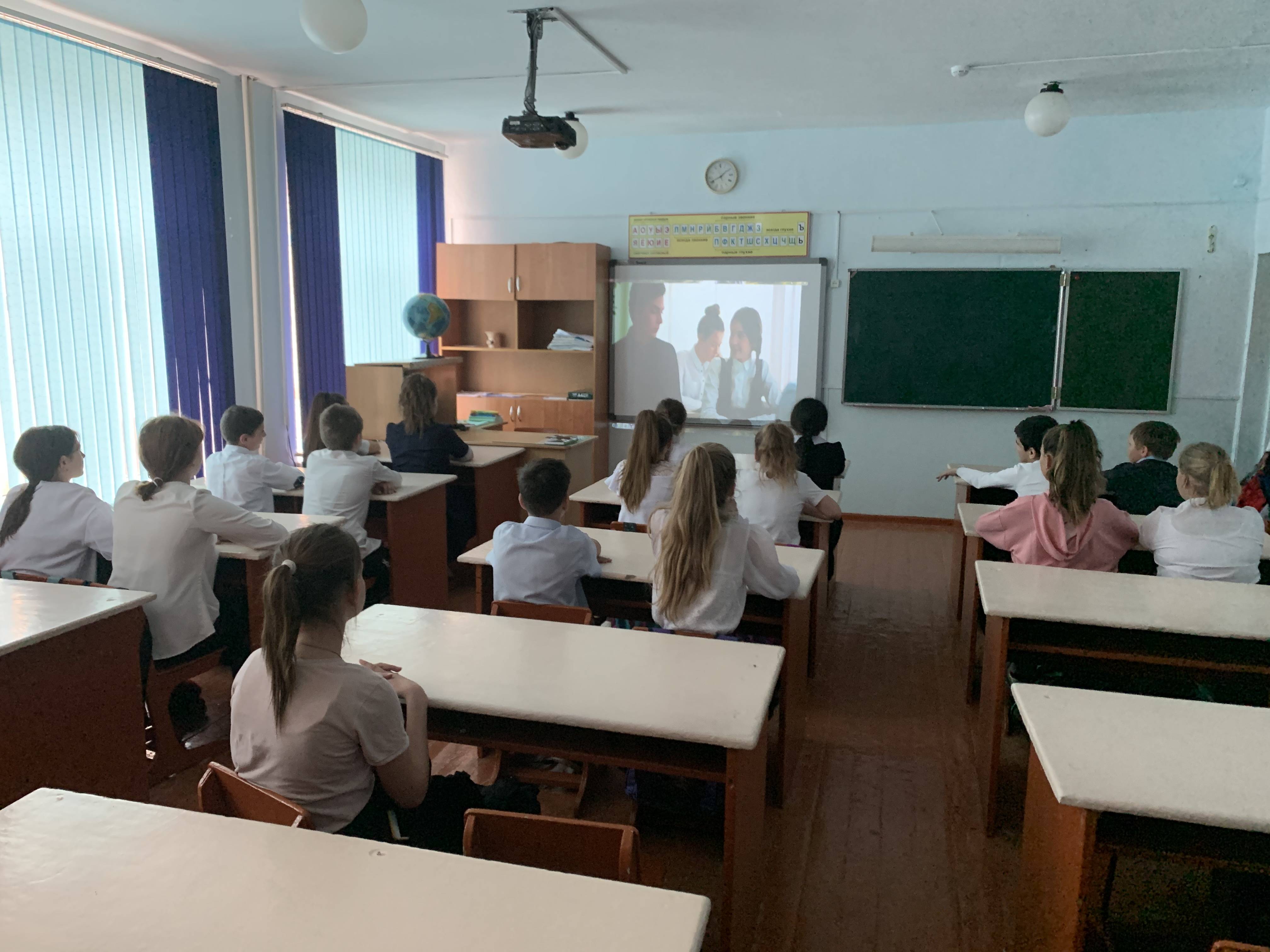 Постер к социальной практике: Наше призвание - созидать