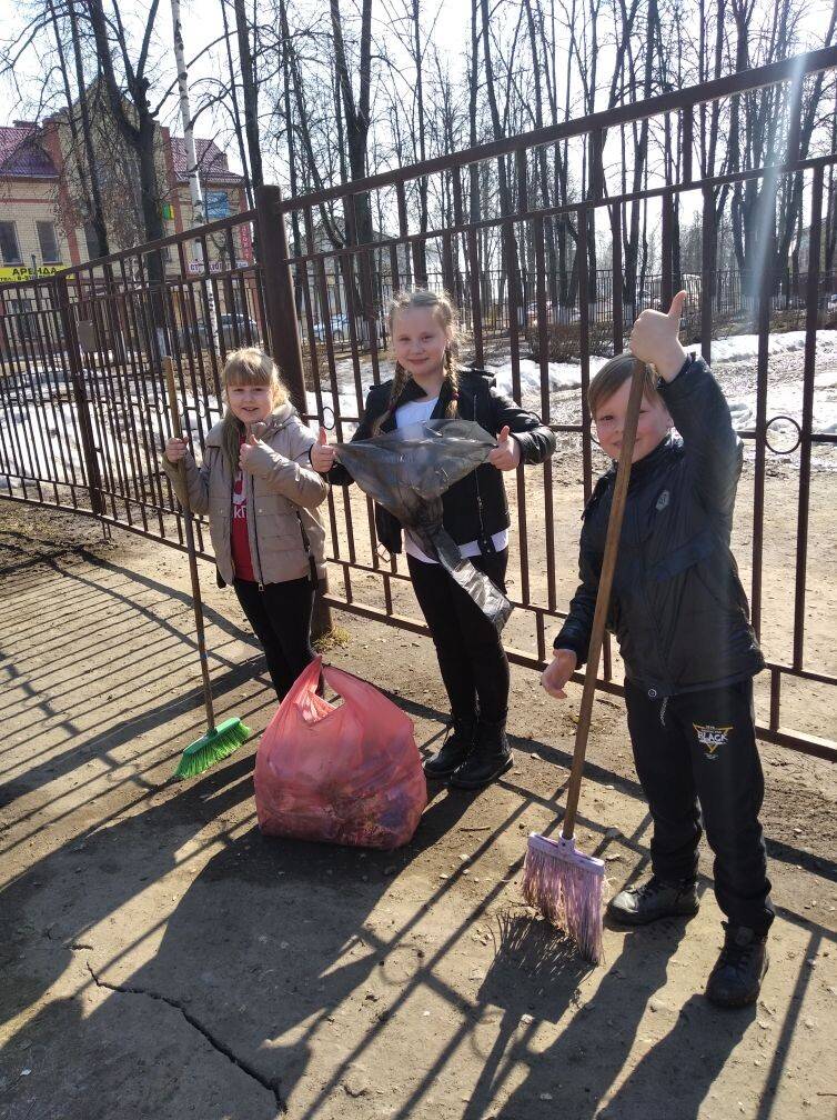 Постер к социальной практике: Чистый город - чистые сердца.