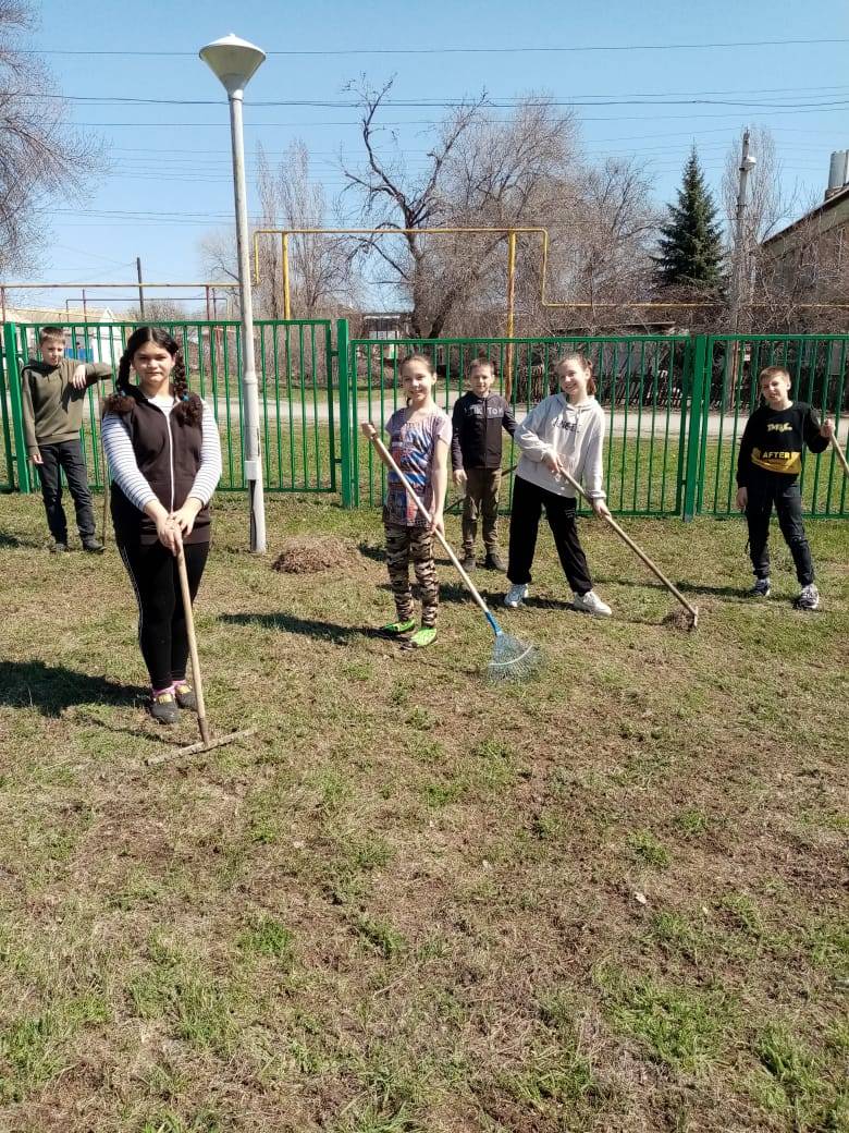 Постер к социальной практике: Киноурок "Пять дней"