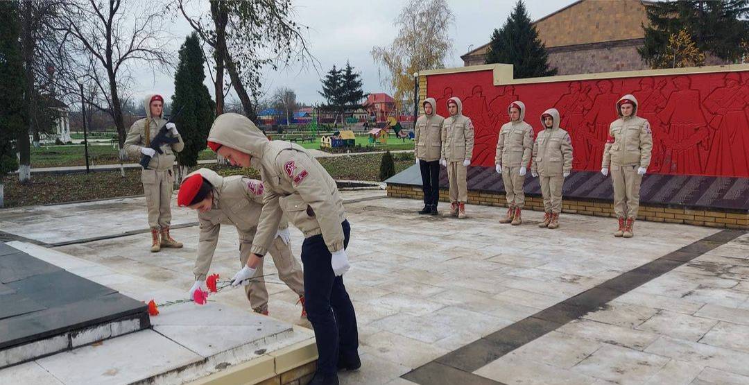 Постер к социальной практике: Почётная  Вахта Памяти