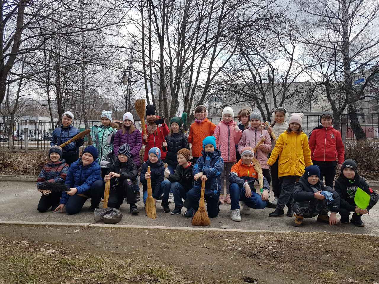 Постер к социальной практике: Каждый должен оставить после себя красивый след!