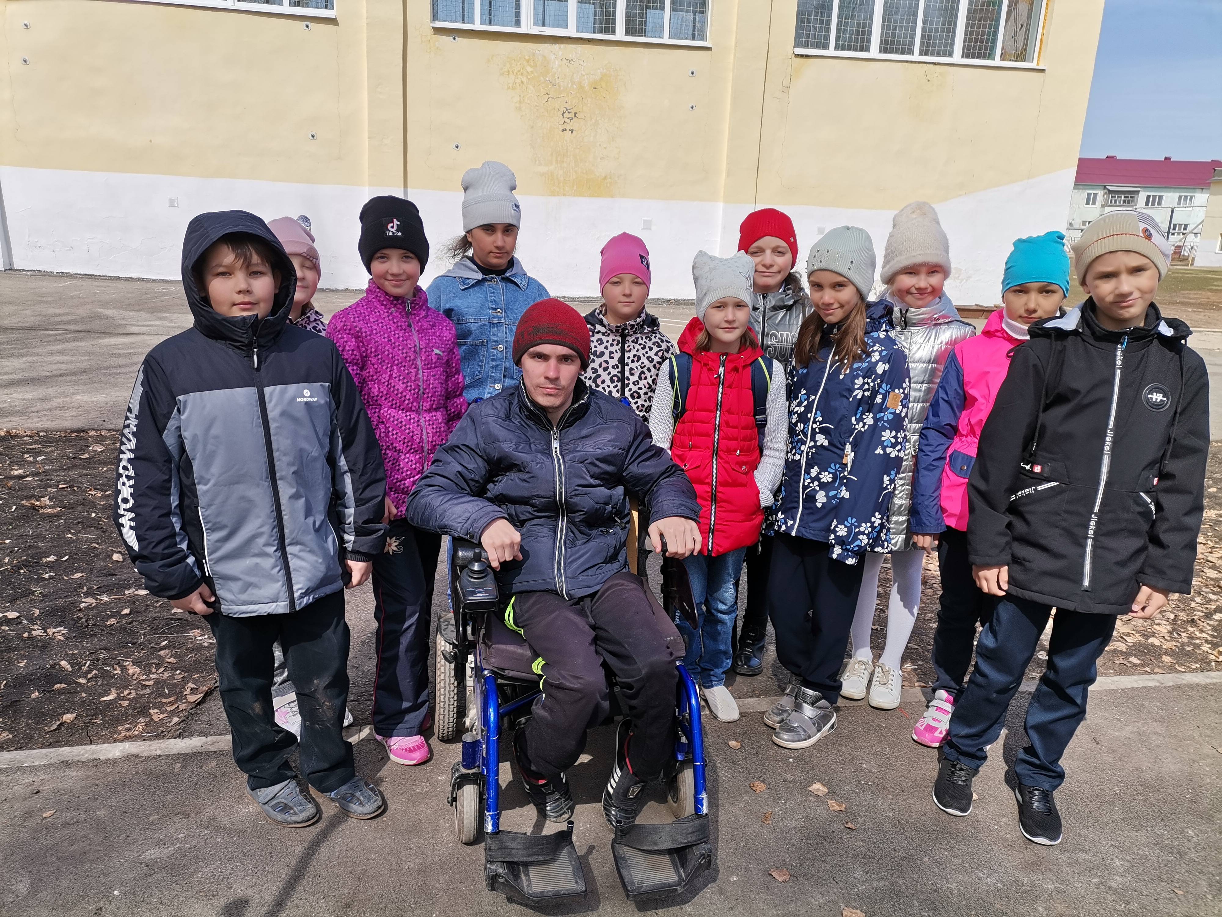 Постер к социальной практике: Жизнь дана на добрые дела