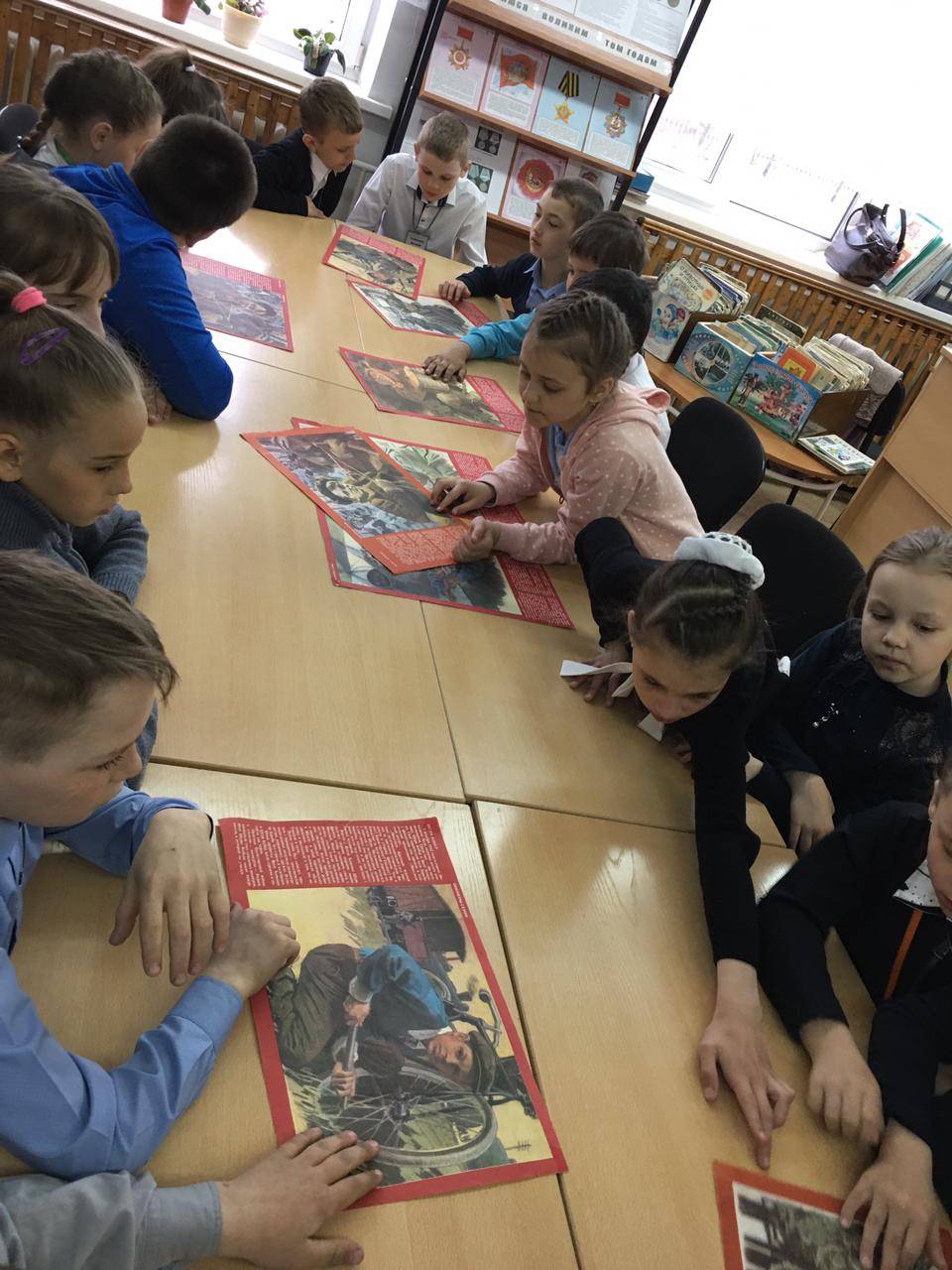 Постер к социальной практике: Чтим память героев