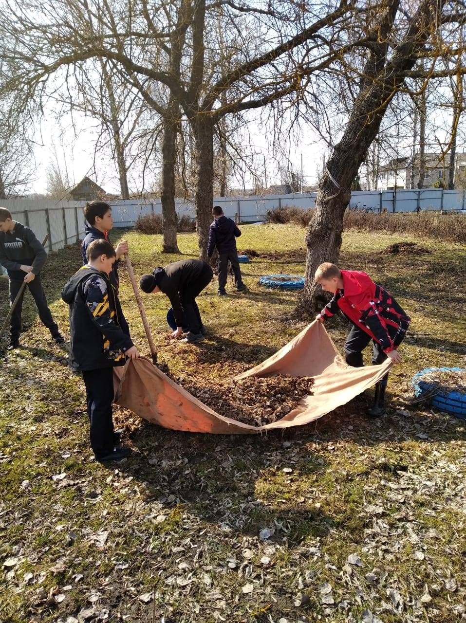 Постер к социальной практике: Труд на благо своей школы