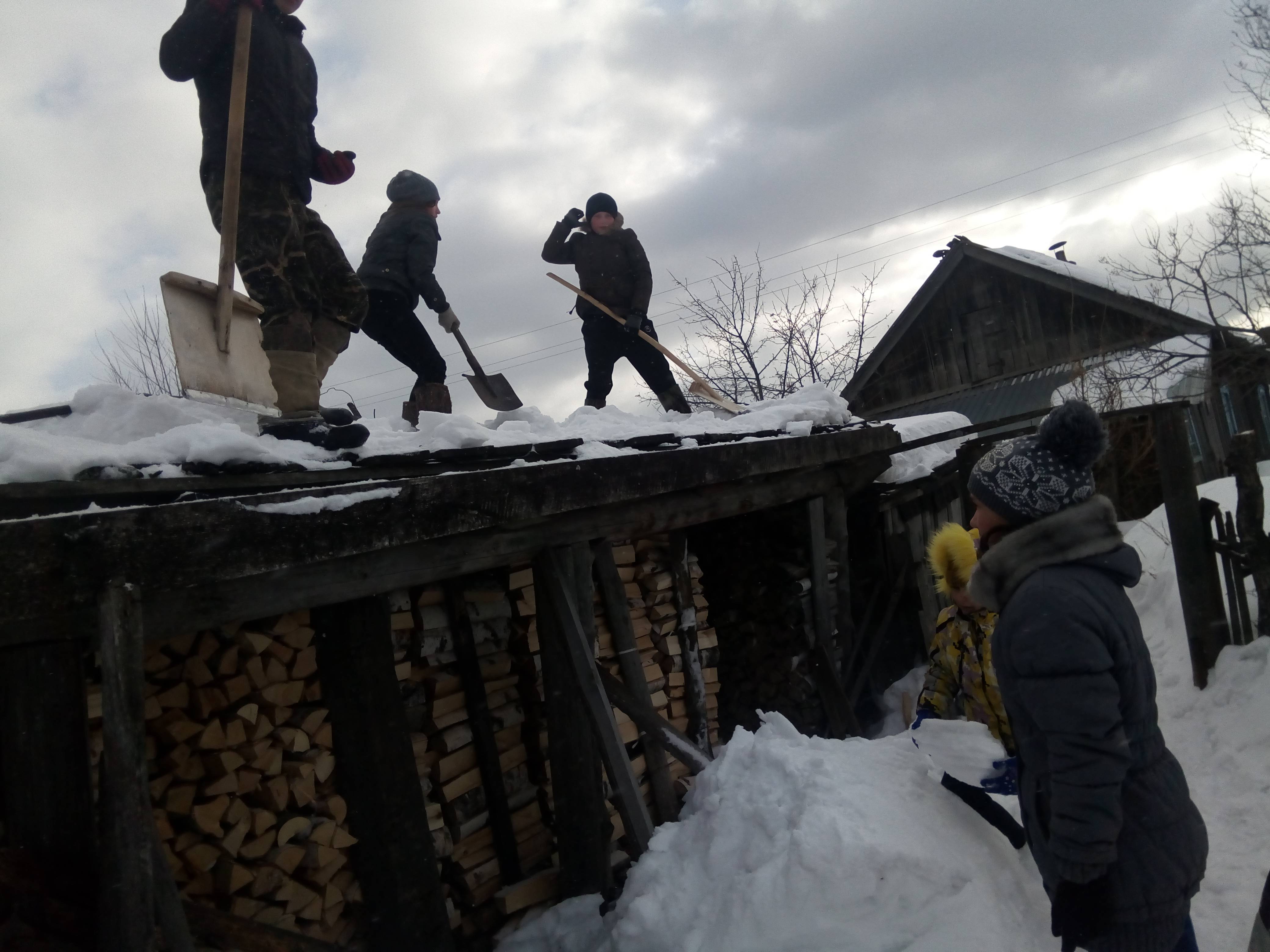 Постер к социальной практике: Помощь пожилым людям