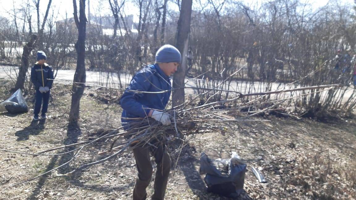 Постер к социальной практике: Субботник это здорово!