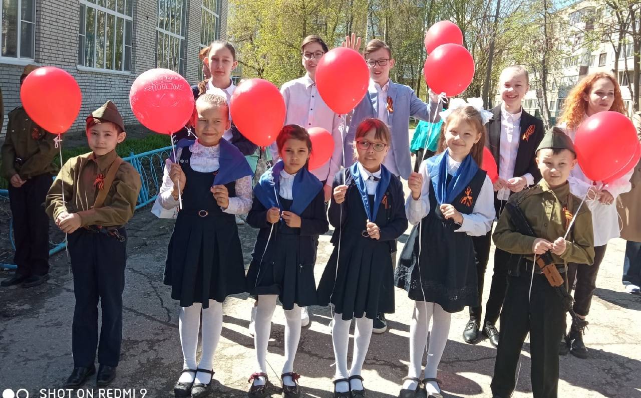 Постер к социальной практике: Минувших лет живая память.