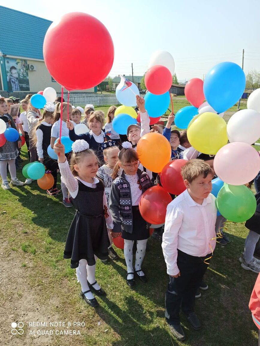 Постер к социальной практике: Имена ветеранов в наших сердцах.